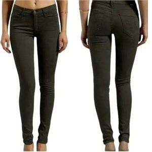 NWOT MOTHER x Freja The Muse Games Girls Play Jeans 31
